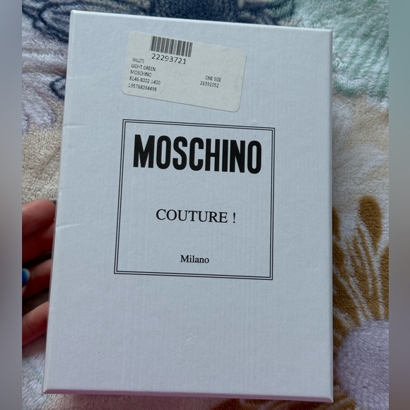Green Moschino Wallet - Picture 3 of 8
